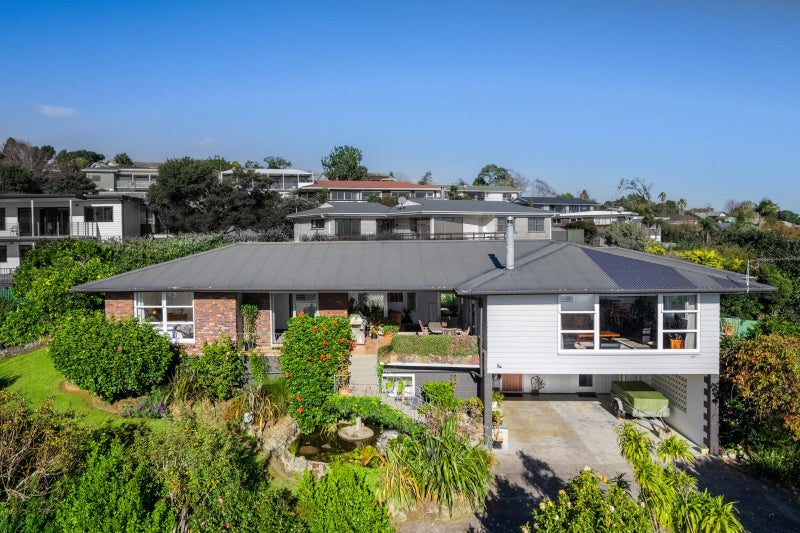 21 Brooke Road, Red Hill, Papakura - Carousel 1