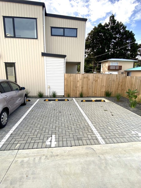 4/42 Woodside Road, Massey, Auckland - Carousel 16