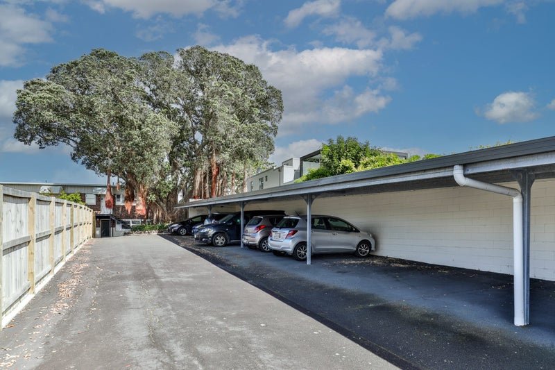 6/198 Hurstmere Road, Takapuna, Auckland - Carousel 16