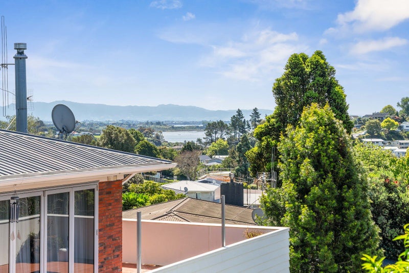 138 Bellevue Road, Brookfield, Tauranga - Carousel 1