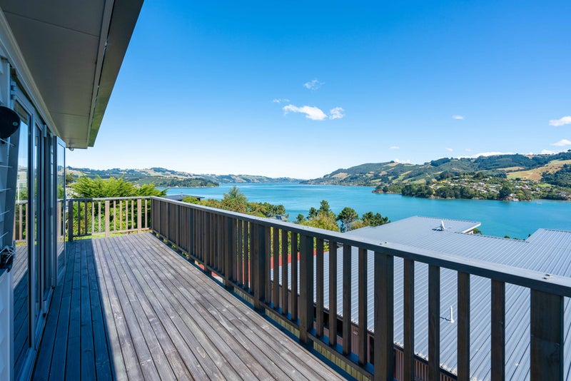 22 Meridian Street, Port Chalmers, Dunedin - Carousel 1