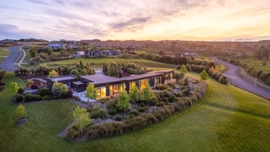 9 Eban Road, Redwood Valley - Carousel 1