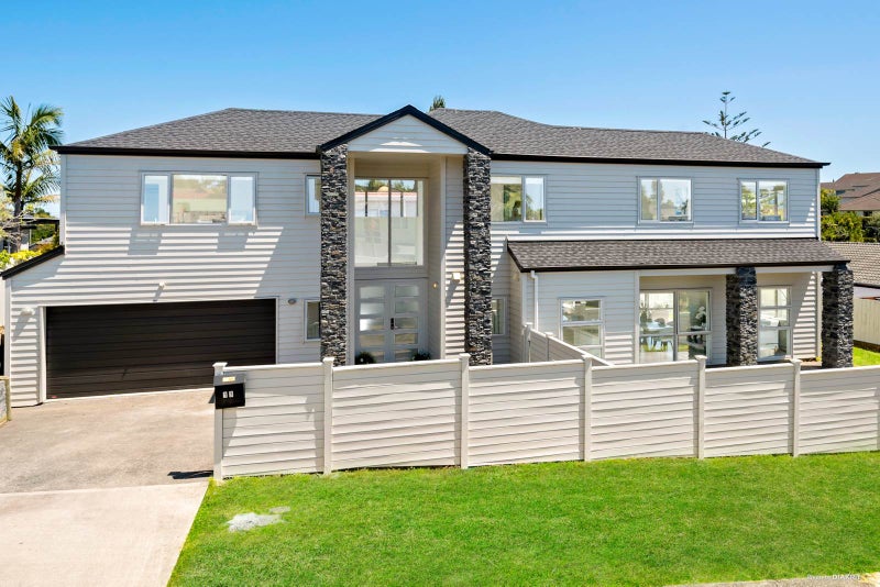 13 Bellcroft Place, Belmont, Auckland - Carousel 1