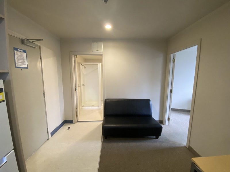 136/40 The Terrace, Wellington Central, Wellington - Carousel 2