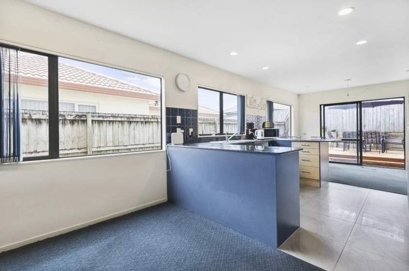 7 Secoia Crescent, Mangere, Auckland - Carousel 2