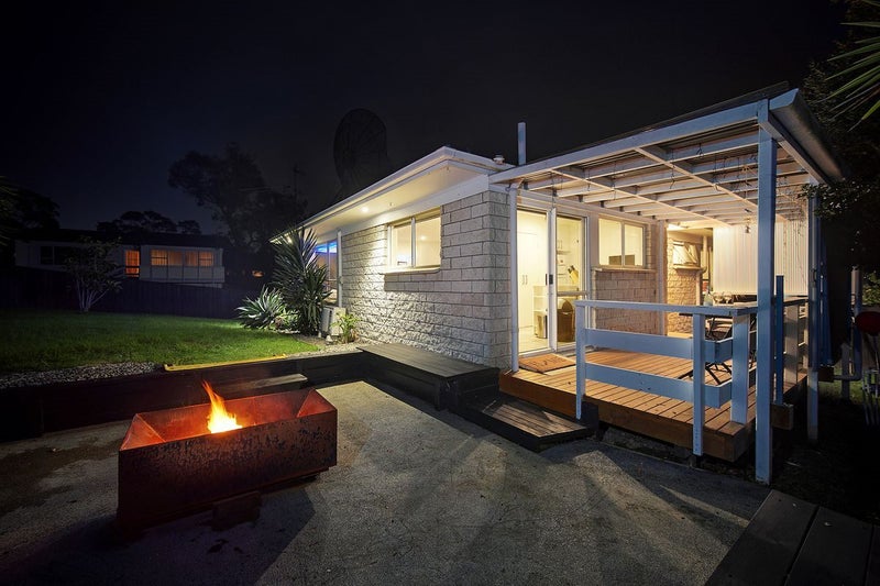 2/27 Ballater Place, Highland Park, Auckland - Carousel 2