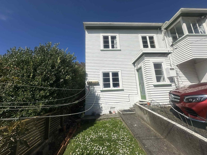 237 Rintoul Street, Berhampore, Wellington - Carousel 2