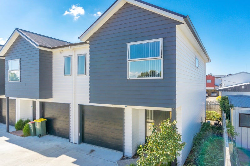 7/178 Old Farm Road, Hamilton East, Hamilton - Carousel 1