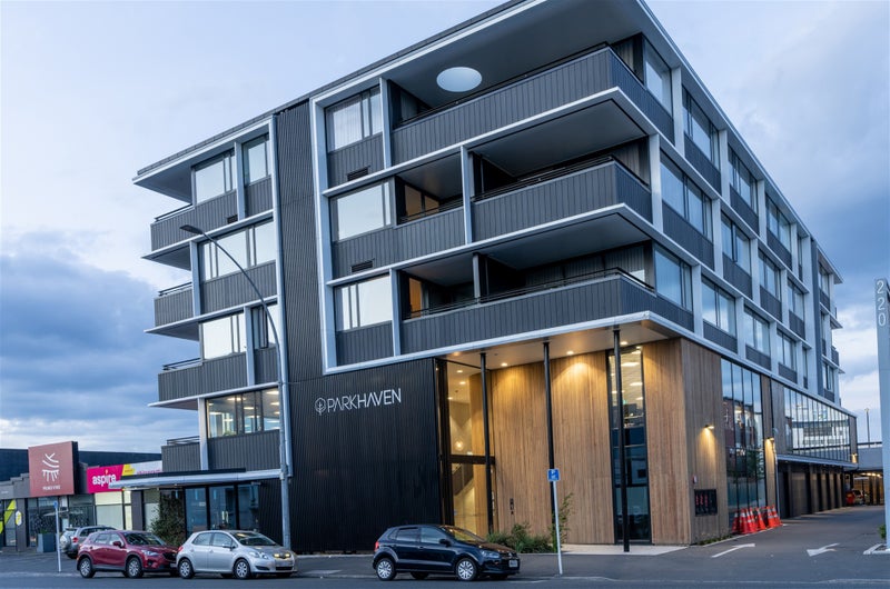 207/220 Tristram Street, Hamilton Central, Hamilton - Carousel 1