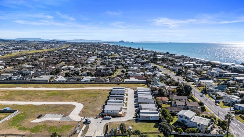 64 Riley Crescent, Papamoa Beach, Papamoa - Carousel 9