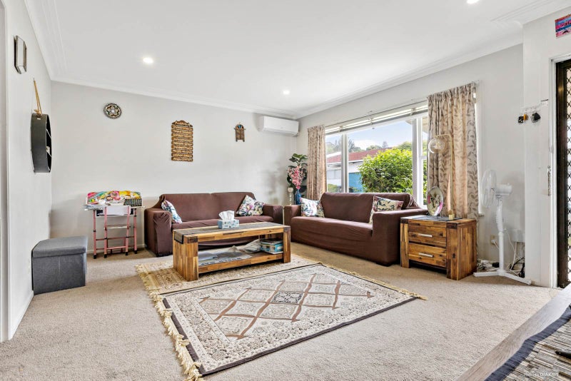2/28 Turama Road, Royal Oak, Auckland - Carousel 1