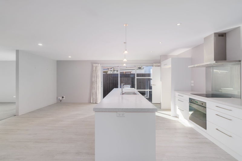 63 London Street, Richmond, Christchurch - Carousel 2