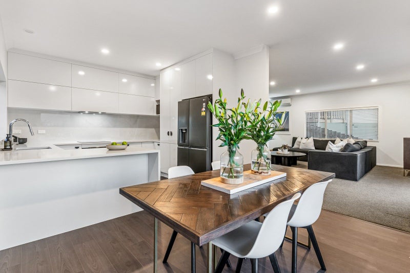 4 Redfern Lane, Glenfield, Auckland - Carousel 2