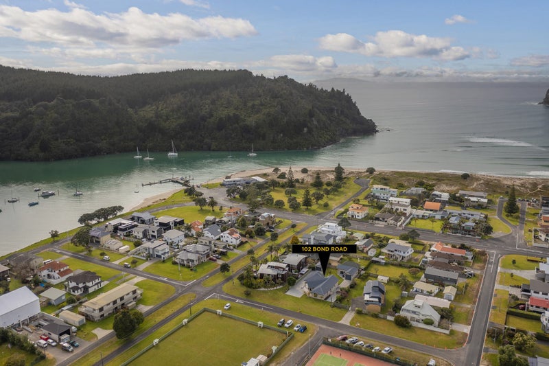 102 Bond Road, Whangamata - Carousel 2