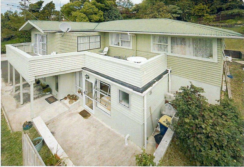 14 Cypress Place, Sunnynook, Auckland - Carousel 2