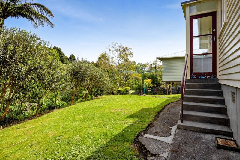 51 Essex Street, Vogeltown, New Plymouth - Carousel 12