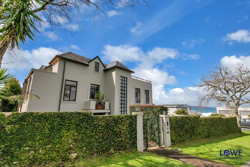 1A Bournemouth Terrace, Murrays Bay, Auckland - Carousel 1