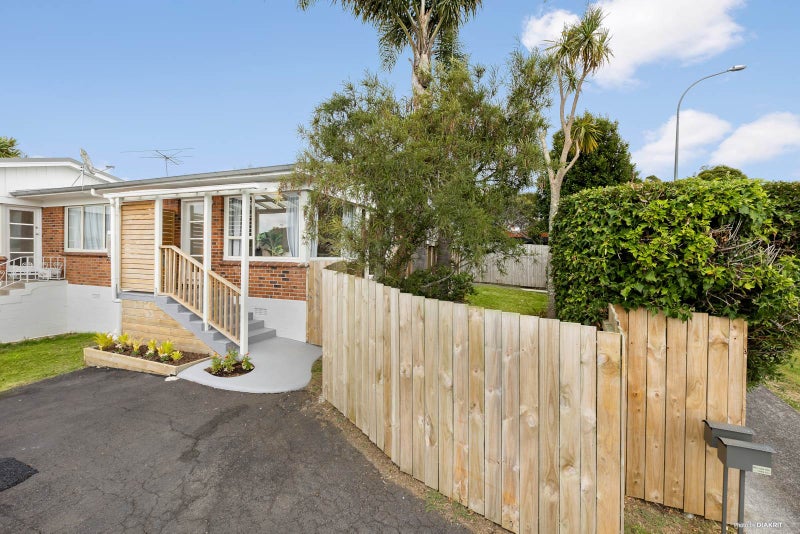 1/25 Felton Mathew Avenue, St Johns, Auckland - Carousel 2