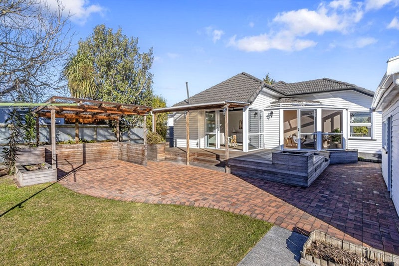 70 Isleworth Road, Bishopdale, Christchurch - Carousel 1