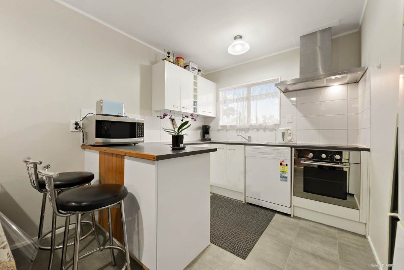 1/15 Moncrieff Avenue, Clendon Park, Auckland - Carousel 2