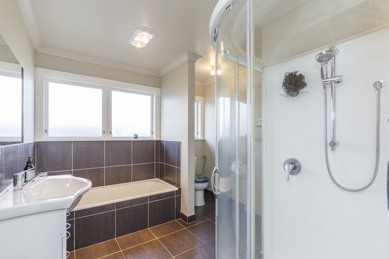 28 Aspiring Avenue, Milson, Palmerston North - Carousel 1