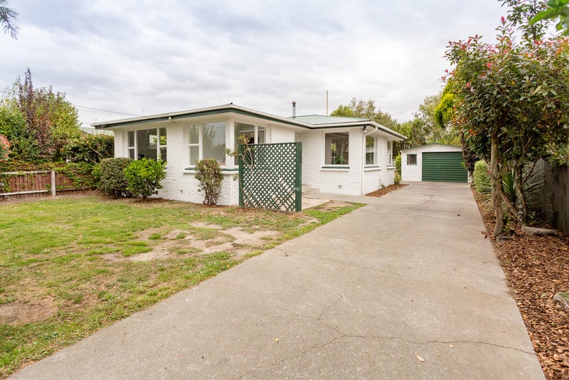 43 Martbern Crescent, Bishopdale, Christchurch - Carousel 1