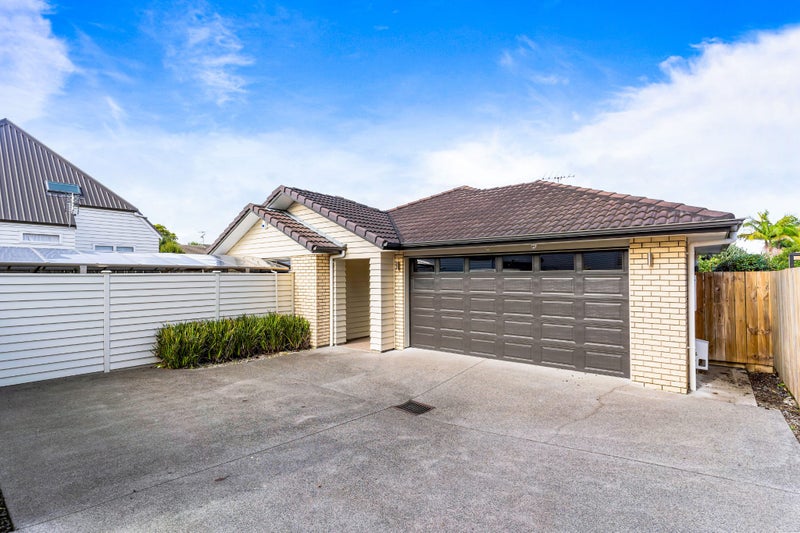 1/41 Marua Road, Ellerslie, Auckland - Carousel 1