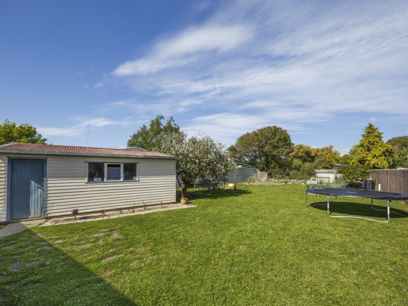 11 Duff Crescent, Highbury, Palmerston North - Carousel 2