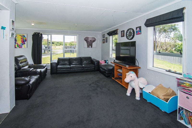 39 Alfredton Road, Eketahuna - Carousel 2