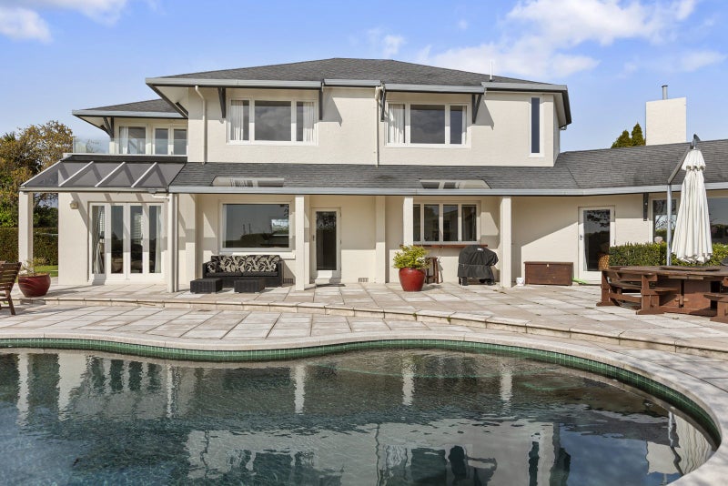 40 Myres Street, Otumoetai, Tauranga - Carousel 1