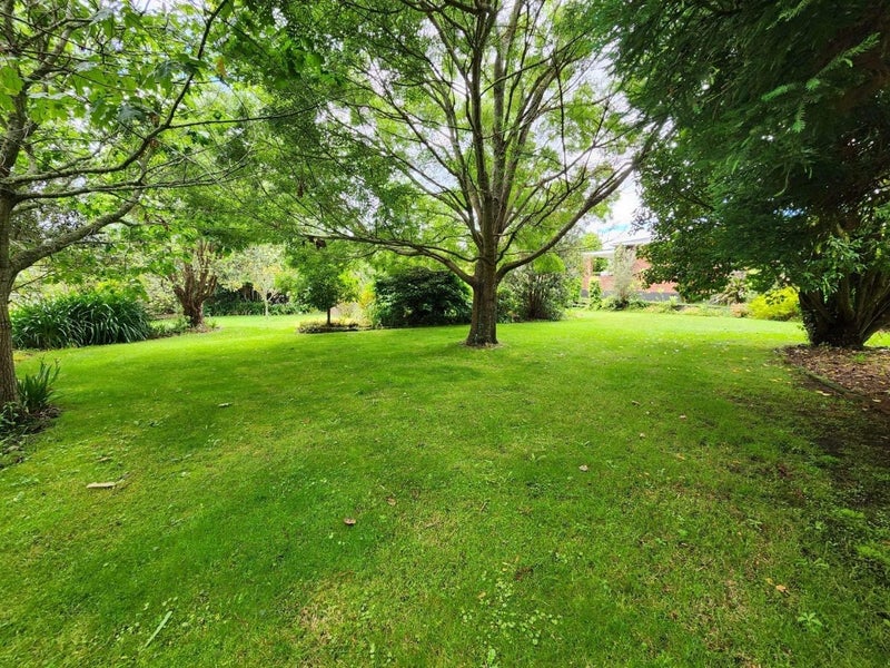 40 Shakespeare Road, Bastia Hill, Whanganui - Carousel 21