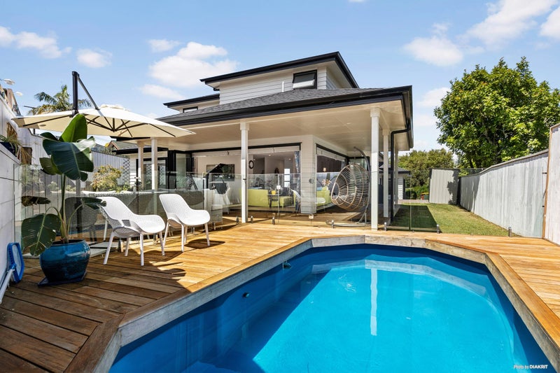 1/492 Beach Road, Murray Bay, Auckland - Carousel 2