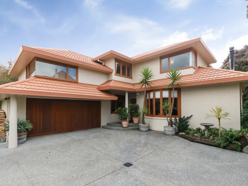 11 Hardie Street, Hokowhitu, Palmerston North - Carousel 1