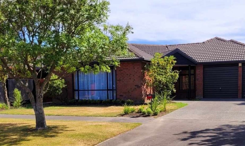 8 Abingdon Court, Avonhead, Christchurch - Carousel 1