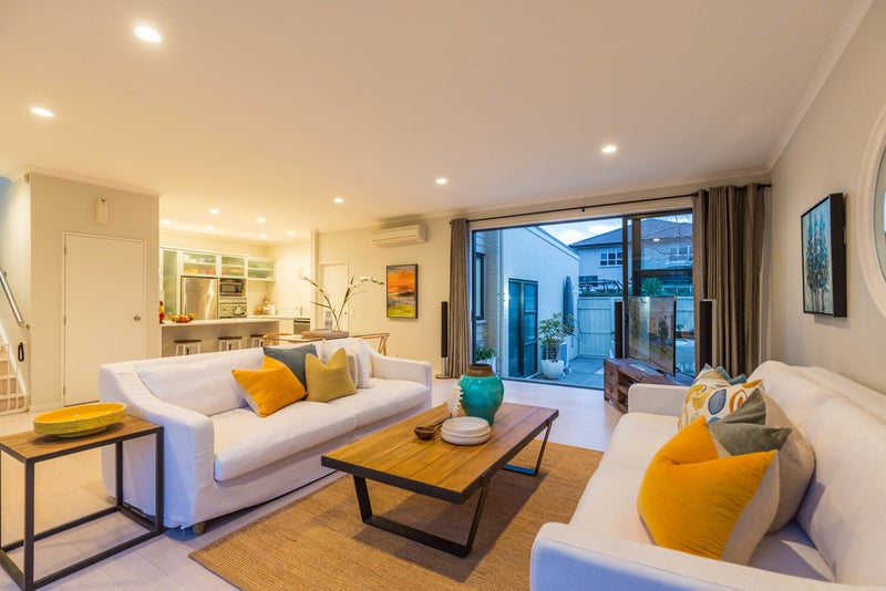 61 Bluegrey Avenue, Stonefields, Auckland - Carousel 1
