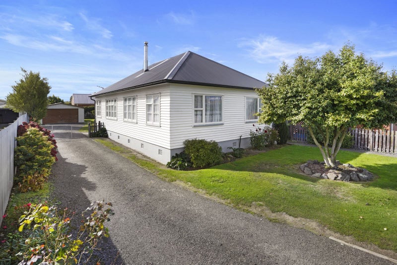28 Epsom Road, Sockburn, Christchurch - Carousel 15
