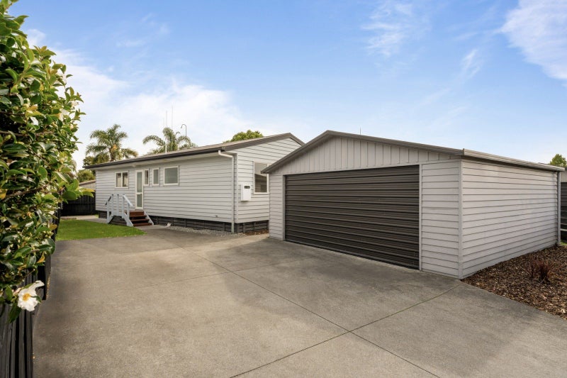3 Kelvin Way, Judea, Tauranga - Carousel 1