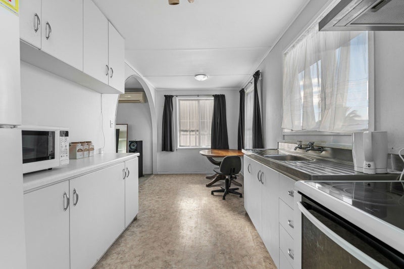 16 Taharangi Street, Koutu, Rotorua - Carousel 2