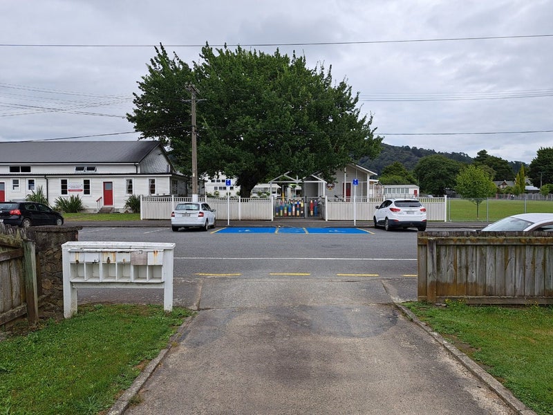 2/62 Martin Street, Wallaceville, Upper Hutt - Carousel 10