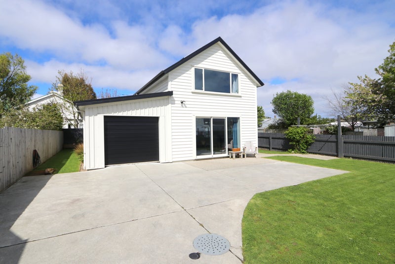 33 Compton Street, Georgetown, Invercargill - Carousel 26