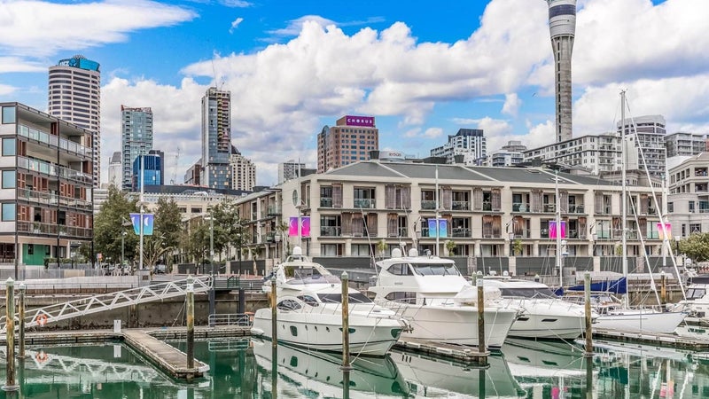 GH/20 Pakenham Street East, Auckland Central, Auckland - Carousel 1