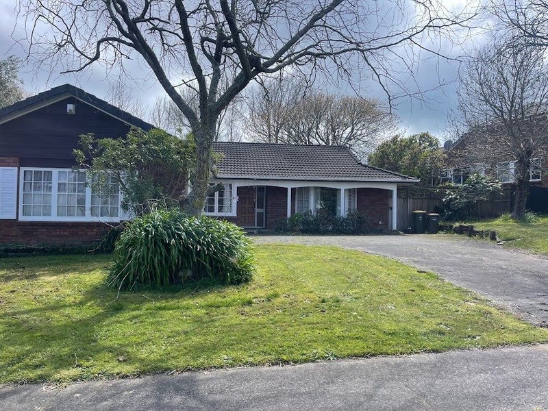 7 Meadowland Drive, Somerville, Auckland - Carousel 1