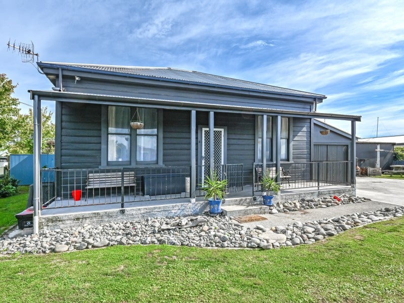 307 Park Road South, Akina, Hastings - Carousel 1