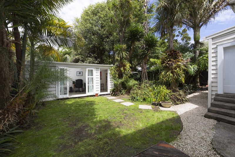 72 Sackville Street, Grey Lynn, Auckland - Carousel 13