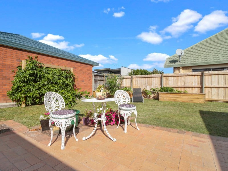 14 Hastings Place, Hamilton Lake, Hamilton - Carousel 20