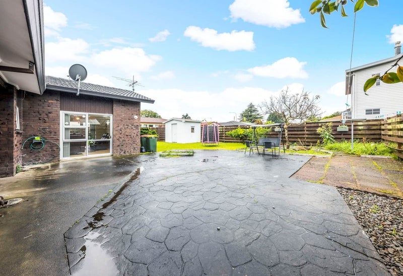 4 Chichester Drive, Rosehill, Papakura - Carousel 12