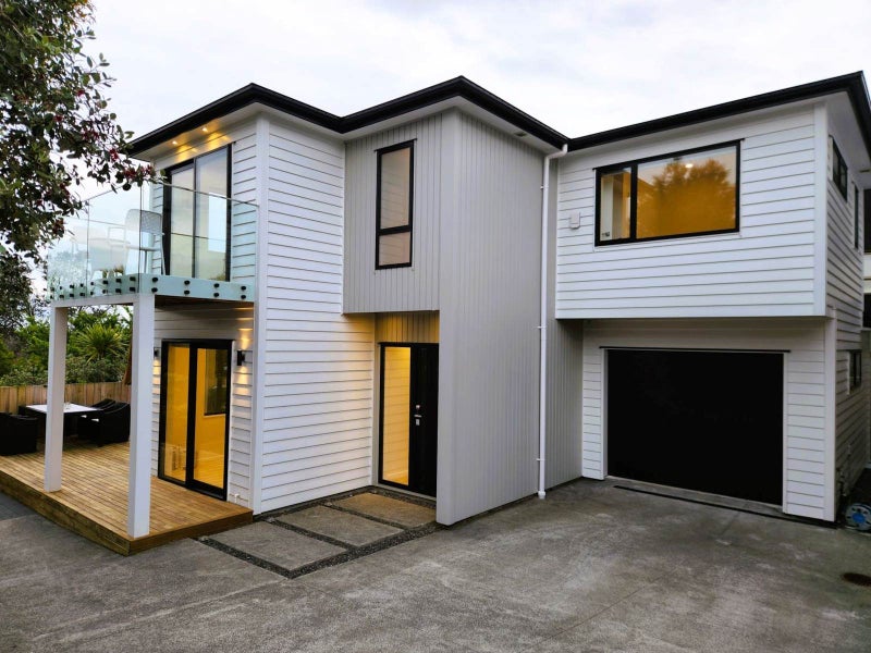 57B Carlisle Road, Torbay, Auckland - Carousel 2