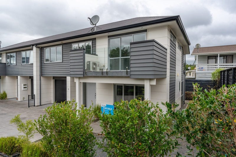 3/440 Ulster Street, Beerescourt, Hamilton - Carousel 1