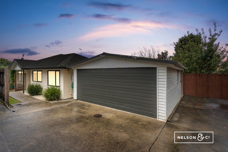 21A McQuarrie Avenue, Wattle Downs, Auckland - Carousel 1