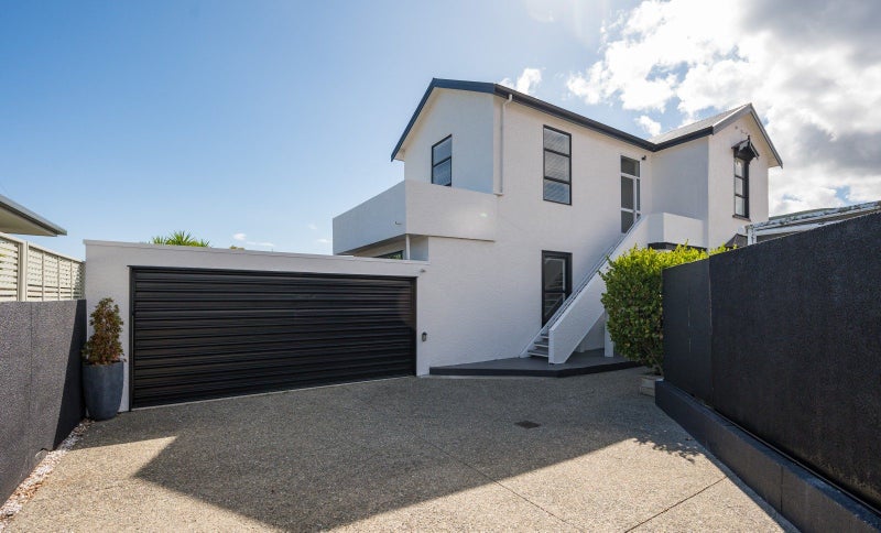 35A Grove Street, The Wood, Nelson - Carousel 1